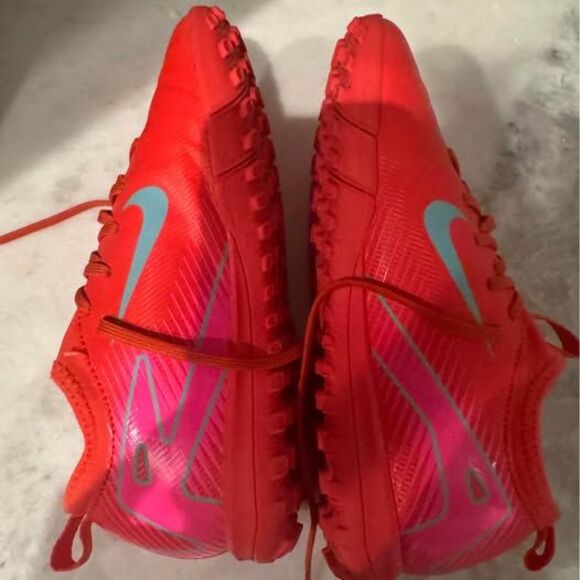 4Y Nike Jr Mercurial Vapor 16 Academy Little/Big Kids Turf Low-Top Soccer futbol - Picture 8 of 10